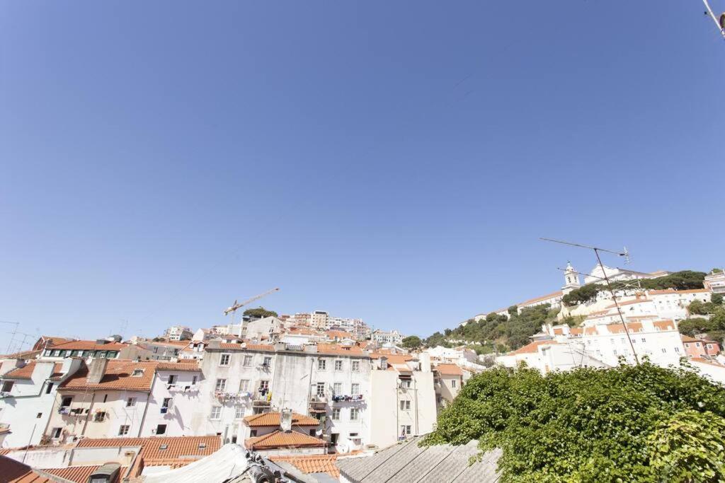 Apartamento Mouraria 2 - View From French Balcony & Smart Check-in Lisboa